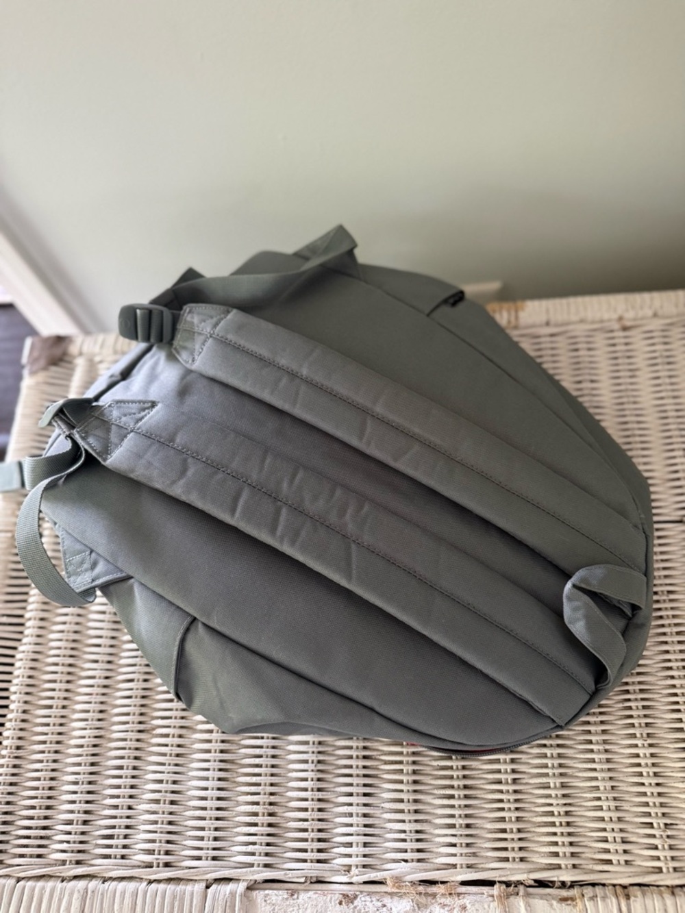 Backpack - Picture 7 of 7
